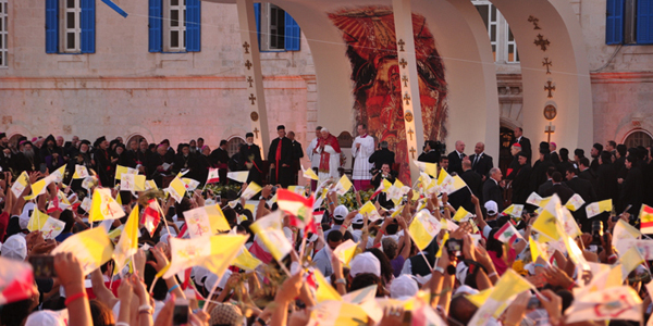 Les Scouts du Liban durant la visite du Pape Benoit XVI au Liban en septembre 2012