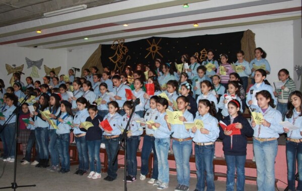 Chantons Noël - Louvettes district Mont Liban 1