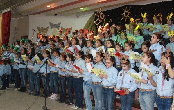 Chantons Noël - Louvettes district Mont Liban 1